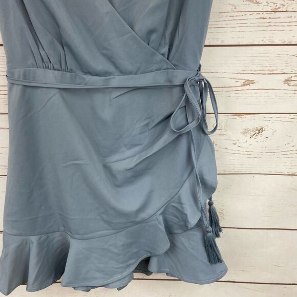 Windsor XS Dusty Blue Ruffle Wrap Vneck Tie Front Short Sleeve Romper Dress - Picture 5 of 9